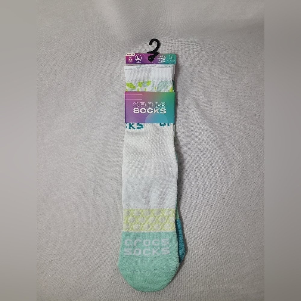 Crocs Socks Adult Medium Quarter Mens 6-8.5 Womens 8-10.5 crew socks- 3 socks